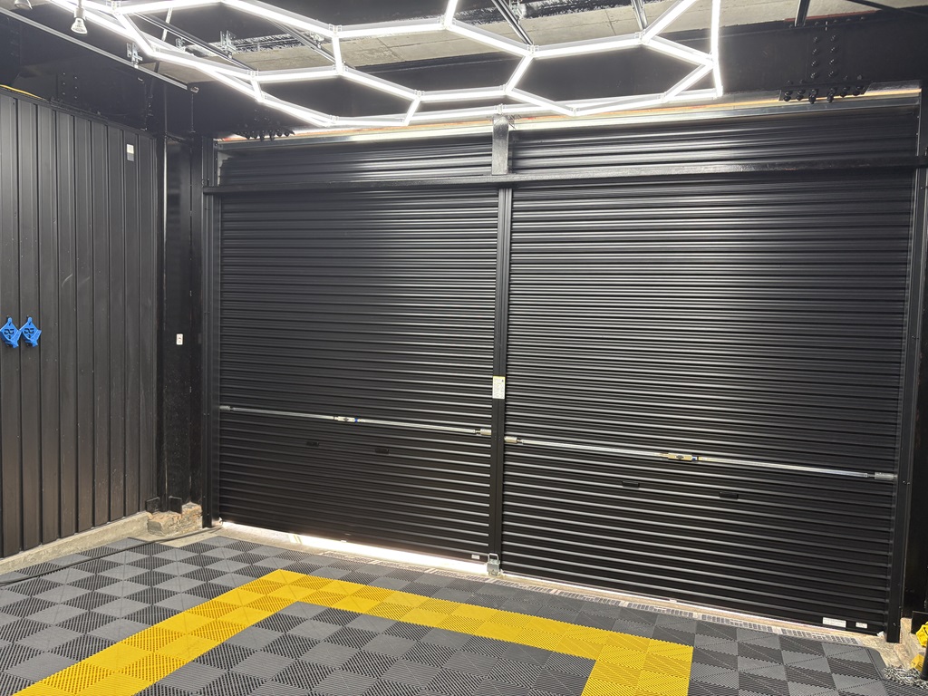 ラファール姫路 5つのリニューアル【第4弾】シャッター設置で完全密閉の施工環境へ！